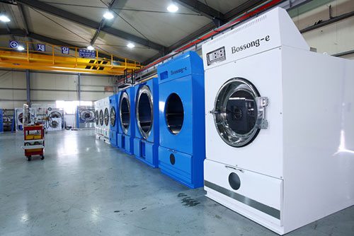Máy giặt công nghiệp - TNT Smart Solution - Công Ty TNHH TNT Smart Solution