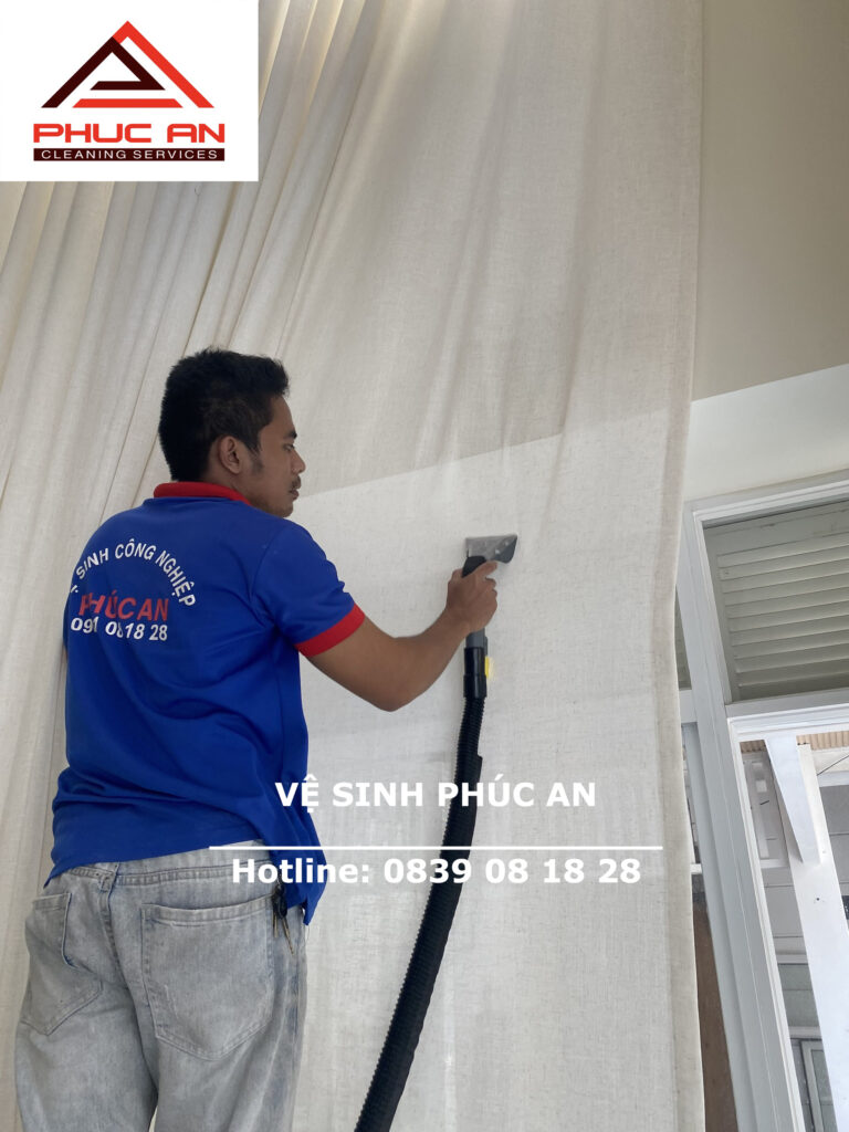 Dịch vụ giặt rèm cửa gia đình - Vệ Sinh Công Nghiệp Phúc An - Công Ty TNHH Vệ Sinh Công Nghiệp Phúc An