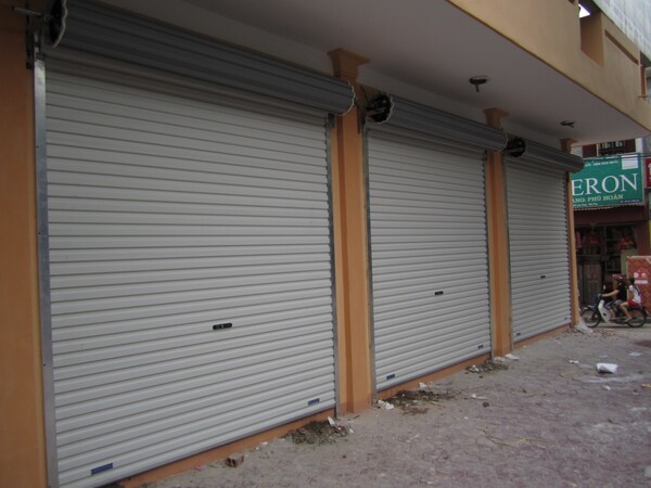 Cửa cuốn tấm liền