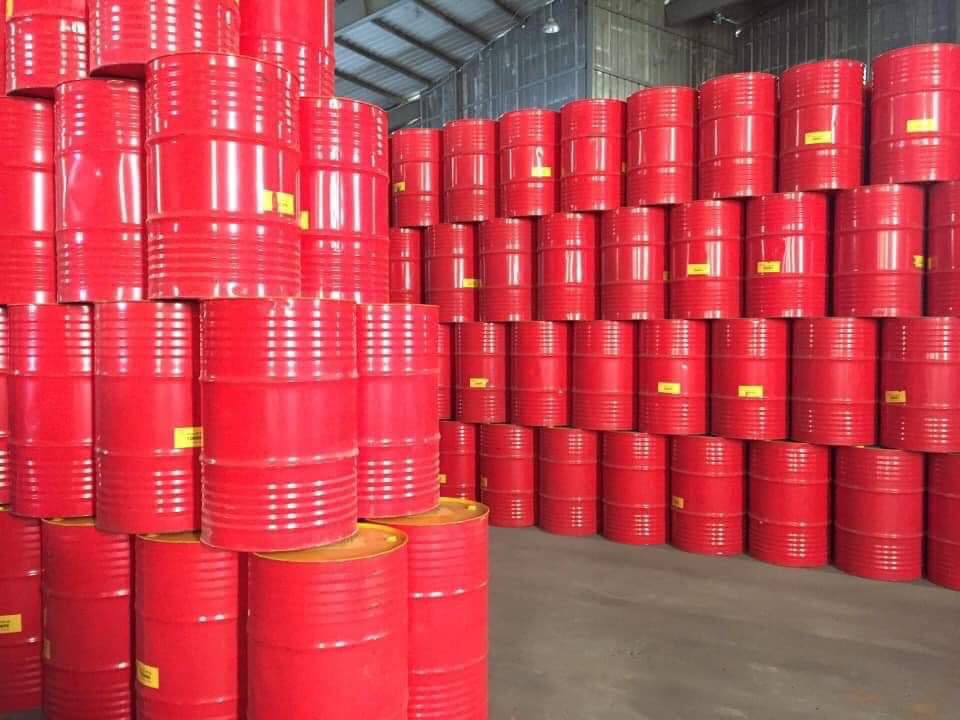 Kho dầu Shell mầu đỏ - Công Ty TNHH Hóa Dầu Và Năng Lượng Nghi Sơn