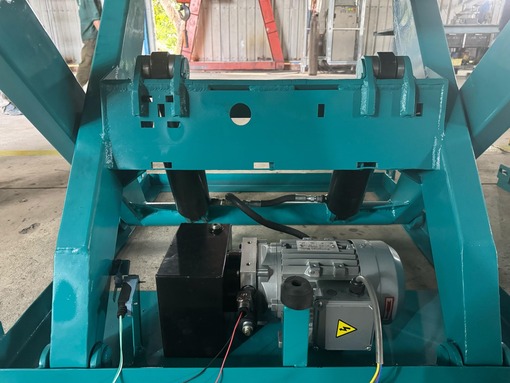 Bàn nâng điện thủy lực