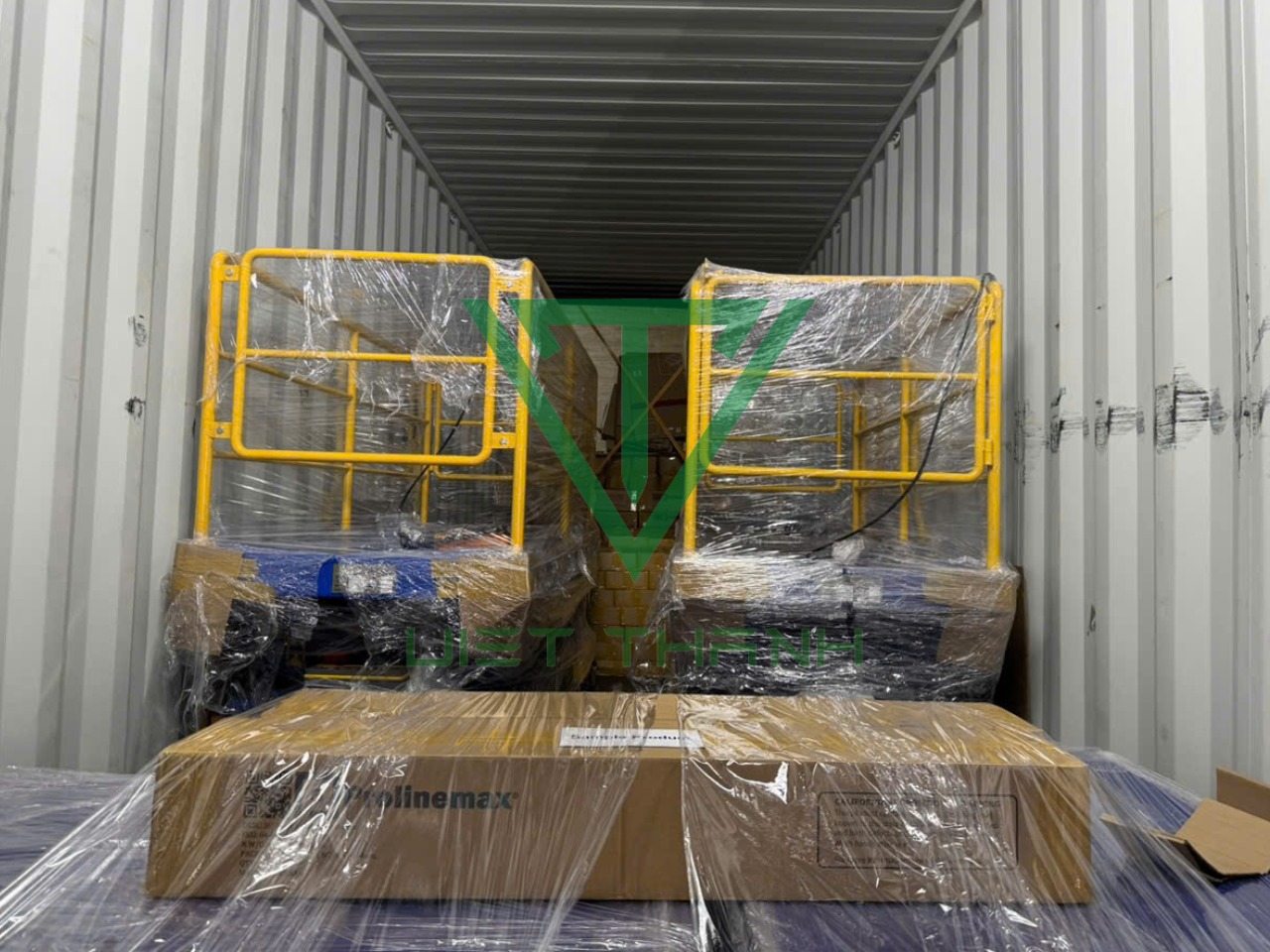 Xuất khẩu bàn nâng thủy lực sang Mỹ