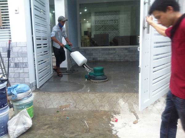 Dịch vụ vệ sinh nhà cửa - Công Ty TNHH Một Thành Viên Thương Mại Dịch Vụ Vệ Sinh Bình Dương