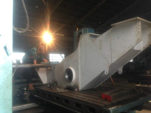 Gia công, chế tạo máy - Cơ Khí Bàn Sơn - Công Ty TNHH Một Thành Viên Cơ Khí Và Xây Lắp Bàn Sơn