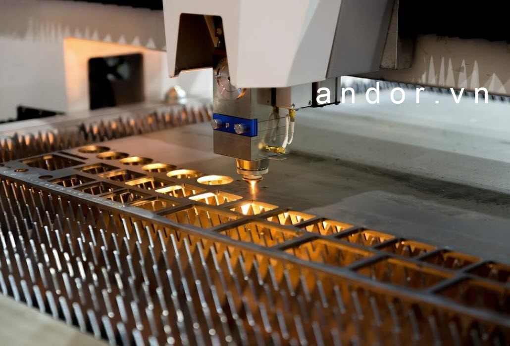 Cắt laser CNC kim loại tấm