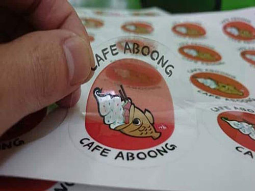 In tem decal dạng cuộn