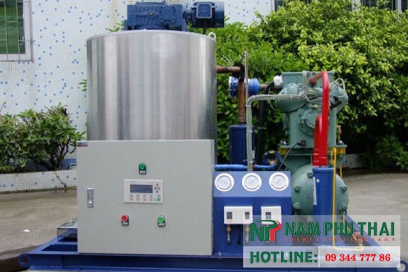 Máy làm đá vảy - Điện Lạnh Công Nghiệp Nam Phú Thái - Công Ty Cổ Phần Công Nghiệp Lạnh Nam Phú Thái