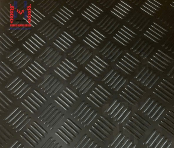 Cao su chống trượt - Công Ty TNHH Sản Xuất Thương Mại Cao Su Hoàng Minh