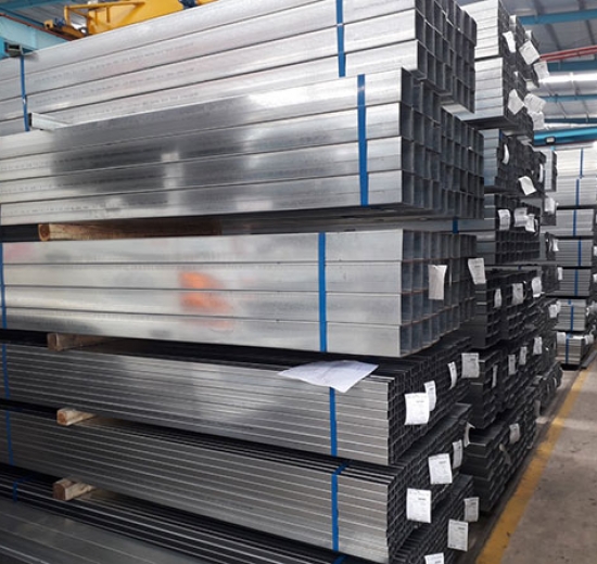 Thép hộp chữ nhật mạ kẽm Ánh Hòa - Sắt Thép ánh Bình Minh - Công Ty TNHH Sắt Thép ánh Bình Minh