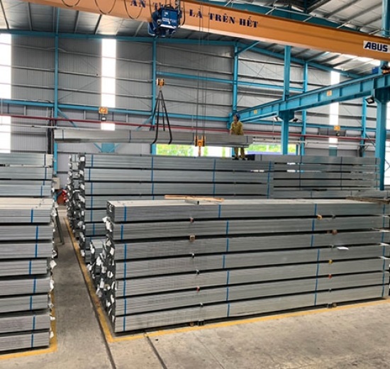 Thép hộp vuông mạ kẽm Ánh Hòa - Sắt Thép ánh Bình Minh - Công Ty TNHH Sắt Thép ánh Bình Minh