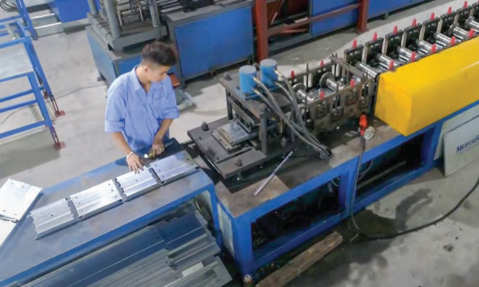 Dây chuyền sản xuất công ty Cổ Phần Đầu Tư P69 - ống Gió P69 - Công Ty Cổ Phần Đầu Tư P69