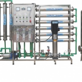 Máy lọc nước công nghiệp - Xử Lý Nước Tài Nguyên Xanh - Công Ty TNHH Môi Trường Tài Nguyên Xanh