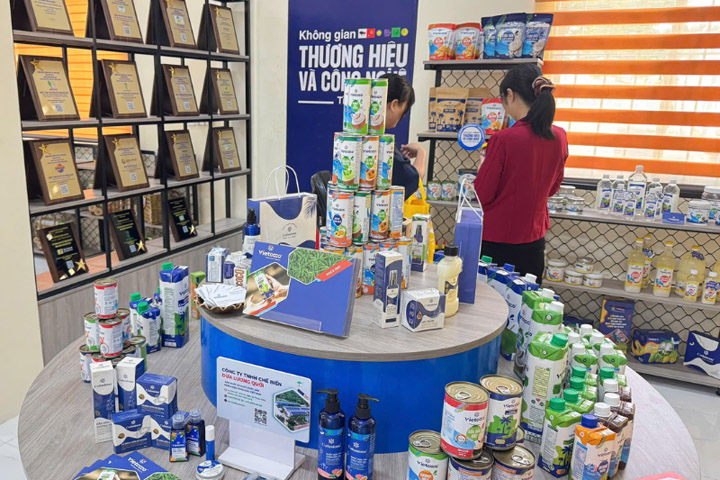 Công ty Lương Quới tham dự triển lãm Không gian thương hiệu