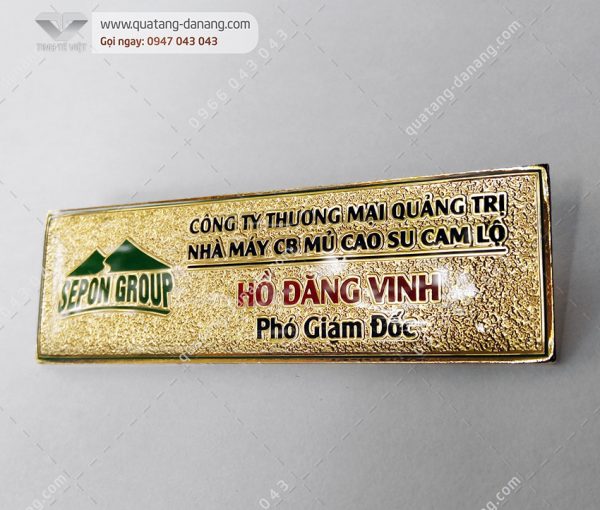 Bảng tên đeo áo
