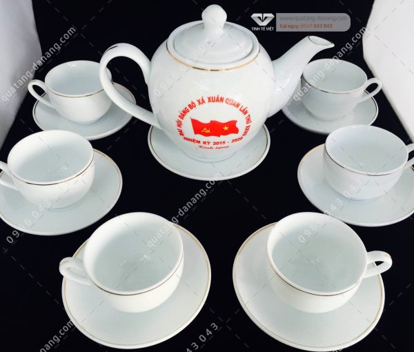 Bộ ấm chén sứ