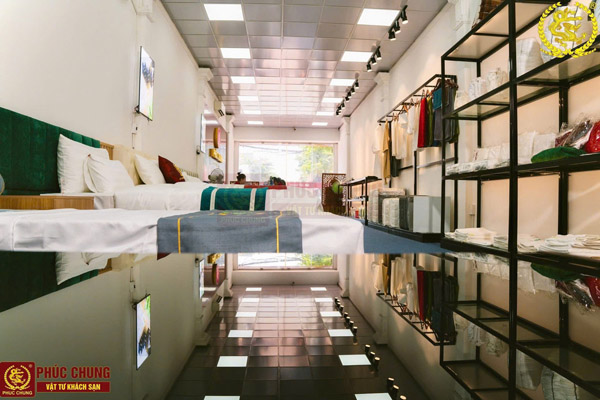 Hình ảnh showroom Phúc Chung