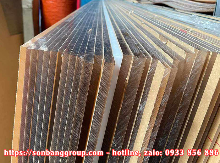 Tấm nhựa mica trong suốt - Công Ty TNHH SBGroup Việt Nam