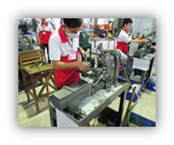 Máy sản xuất - Công Ty TNHH R&T Locks Và Security (Việt Nam)