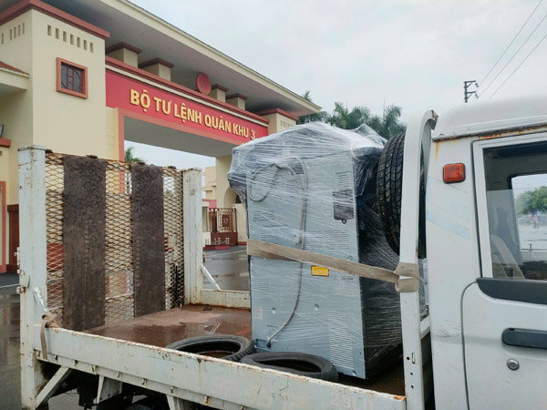 Đỗ Gia vận chuyển, lắp đặt máy cho khách hàng