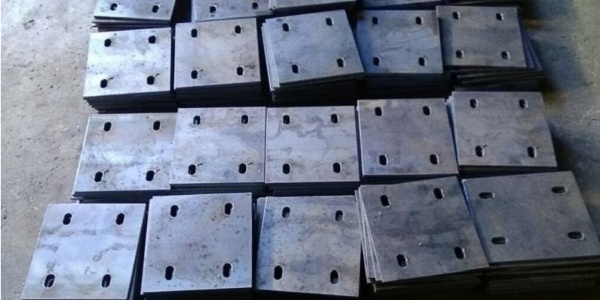 Thép bản mã - Thép Tân Hoàng Giang - Công Ty TNHH Thép Tân Hoàng Giang