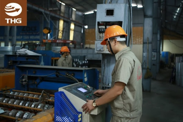 Thép bản mã - Thép Tân Hoàng Giang - Công Ty TNHH Thép Tân Hoàng Giang