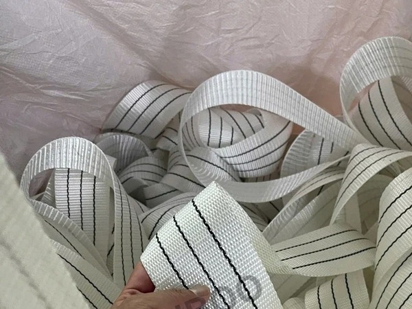 Dây đai polyester 7.5cm 6 tấn trắng - Dây Cẩu Hàng, Dây Chằng Hàng Sanboo - Công Ty TNHH Sanboo Việt Nam