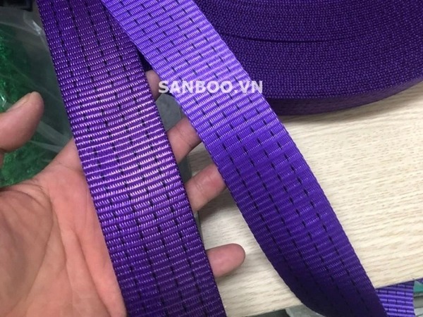 Dây đai polyester 2.5cm tím 800kg - Dây Cẩu Hàng, Dây Chằng Hàng Sanboo - Công Ty TNHH Sanboo Việt Nam
