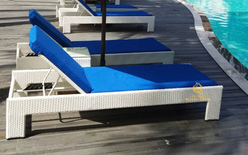 Ghế hồ bơi - Bàn Ghế Nhựa Giả Mây Quang Đông - Công Ty TNHH Nội Thất Quang Đông