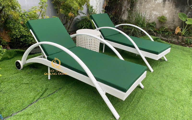 Ghế hồ bơi - Bàn Ghế Nhựa Giả Mây Quang Đông - Công Ty TNHH Nội Thất Quang Đông
