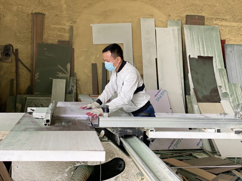 Dịch vụ gia công gỗ theo yêu cầu - Gia Công Gỗ Việt Hưng - Công Ty Cổ Phần Đầu Tư Công Nghệ Phát Triển Việt Hưng