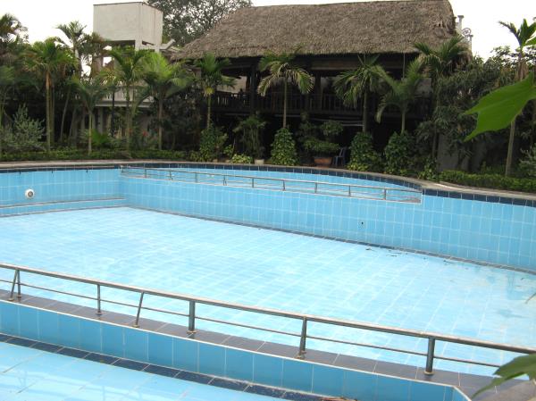 Thi công công trình bể bơi - Công Ty Cổ Phần Đầu Tư Và Xây Lắp Thiết  Bị Bể Bơi Nhật Thành