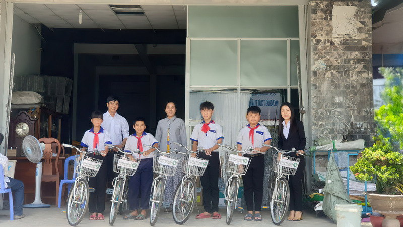 Hoạt động Trao tặng Xe Đạp