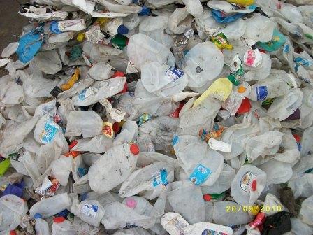 Phế liệu nhựa - Công Ty TNHH Hai Thành Viên Anh Hùng
