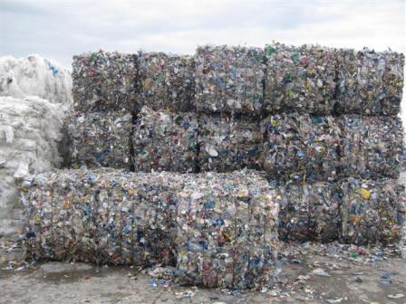 Phế liệu nhựa - Công Ty TNHH Hai Thành Viên Anh Hùng