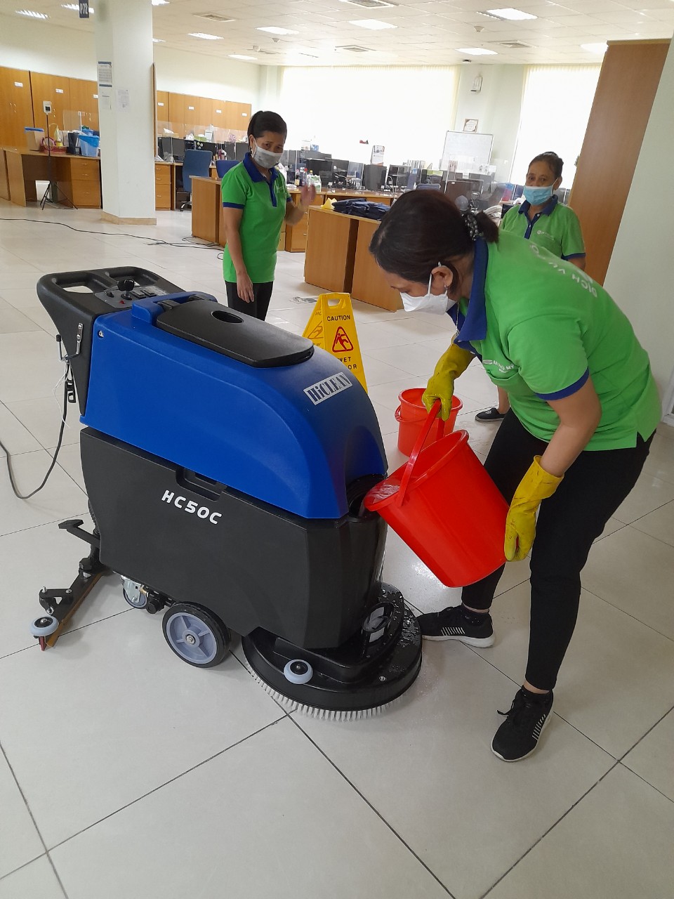 Dịch vụ vệ sinh công nghiệp