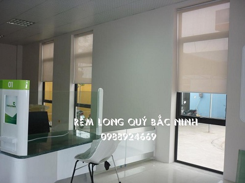 Mành cuốn lưới lên xuống