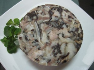 Giò tai
