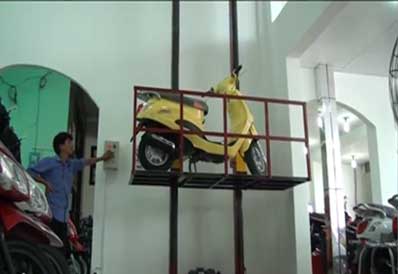 Thang máy tải hàng