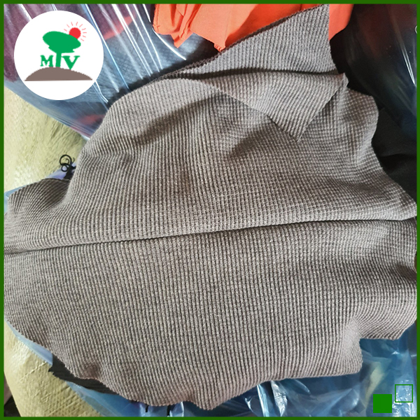 Vải lau màu nhiều lớp lớn 25x30cm - Vải Lau Công Nghiệp Mặt Trời Việt - Công Ty TNHH TM DV Thu Mua Phế Liệu Xây Dựng Mặt Trời Việt