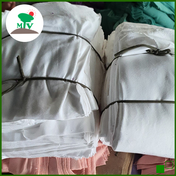 Vải lau trắng lớn loại lốc 15x30cm - Vải Lau Công Nghiệp Mặt Trời Việt - Công Ty TNHH TM DV Thu Mua Phế Liệu Xây Dựng Mặt Trời Việt