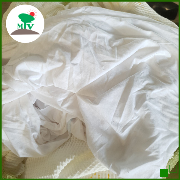 Vải lau trắng lớn loại rời 25x30cm - Vải Lau Công Nghiệp Mặt Trời Việt - Công Ty TNHH TM DV Thu Mua Phế Liệu Xây Dựng Mặt Trời Việt