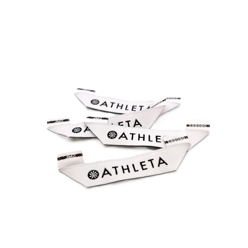 Nhãn dệt thời trang Athleta
