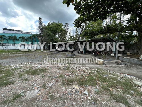Cho thuê bãi xe có nhà kho 20.000m2 ở Bình Chánh, HCM - Quý Lộc Vượng - Công Ty TNHH MTV Quý Lộc Vượng