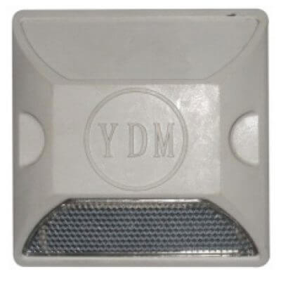 Đinh đường nhựa YDM DD03 - Biển Báo Giao Thông Niềm Tin Việt - Công Ty TNHH SX & TM Niềm Tin Việt