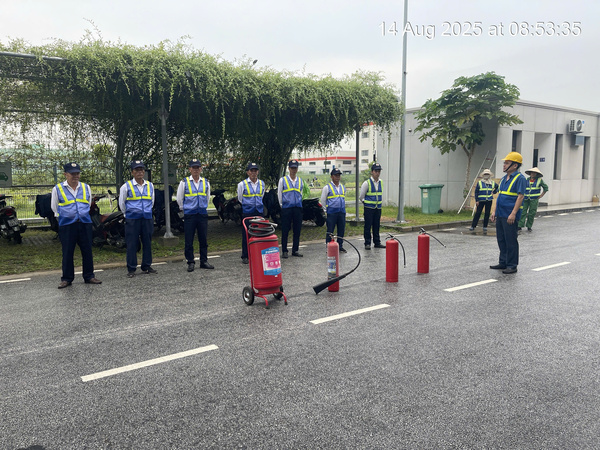 Hình ảnh tập huấn công tác phòng cháy chữa cháy - Dịch Vụ Bảo Vệ Đại Bình - Công Ty Cổ Phần Dịch Vụ Bảo Vệ Đại Bình