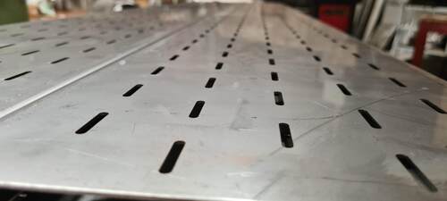Thoát sàn cắt CNC laser