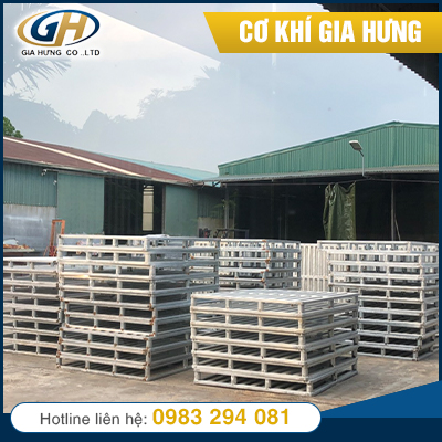 Giá để hàng