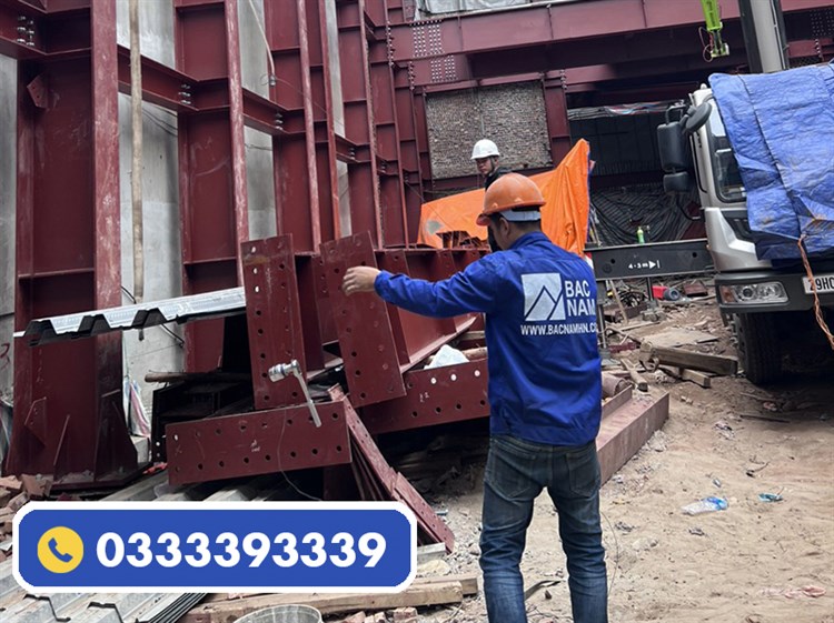 Tháo dỡ công trình nhà khung sắt tại 33 phố Mã Mây, Hoàn Kiếm, Hà Nội - Xây Dựng Bắc Nam - Công Ty Cổ Phần Đầu Tư Xây Dựng Dân Dụng Bắc Nam