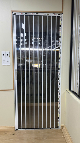 Cửa xếp lá nhựa - Cửa Lưới Sài Gòn - Công Ty Cổ Phần Cửa Lưới Sài Gòn