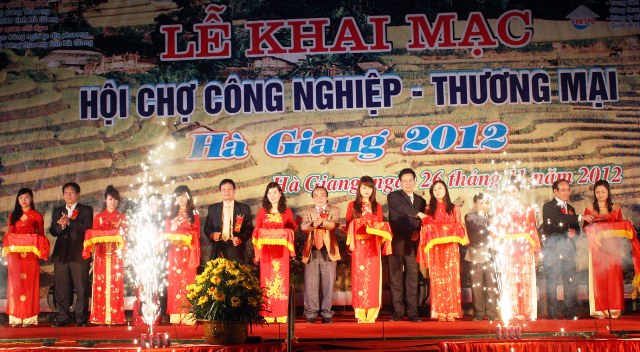 Công Ty Cổ Phần Quảng Cáo Và Nội Thất Việt Mai